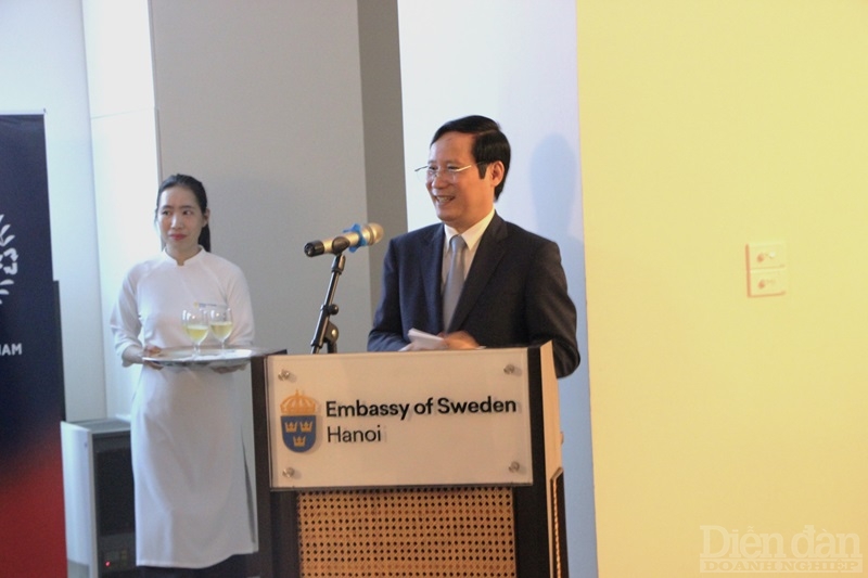 Ông Phạm Tấn Công, Chủ tịch VCCI phát biểu tại buổi gặp