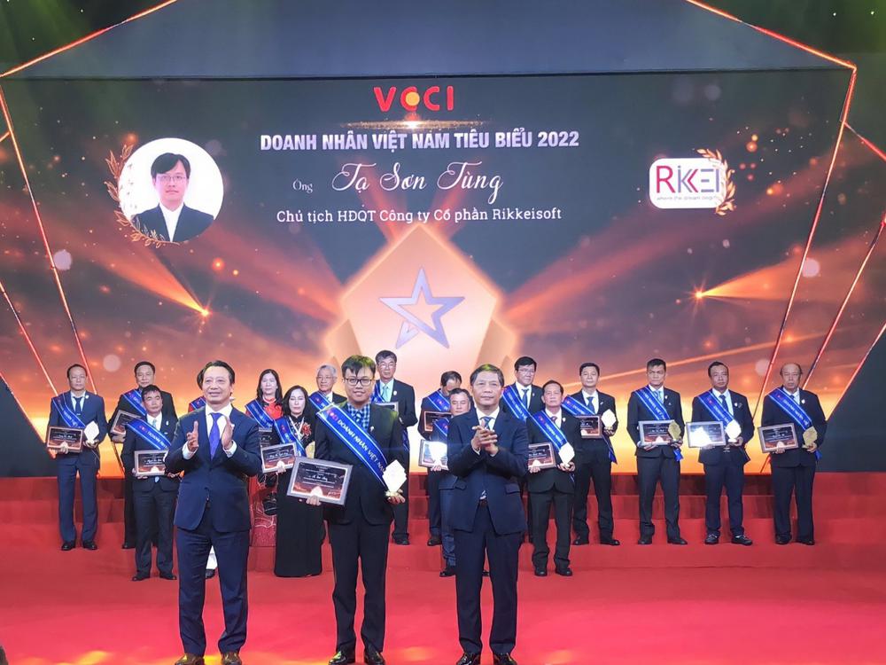 Trò chuyện cùng doanh nhân Việt Nam tiêu biểu 2022 trẻ tuổi nhất