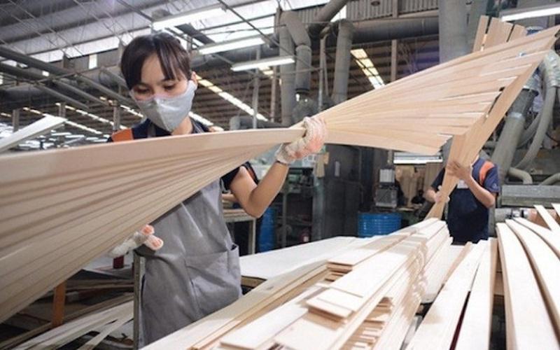Doanh nghiệp xuất khẩu gỗ dán cứng chưa bị Mỹ áp thuế lẩn tránh phòng vệ thương mại