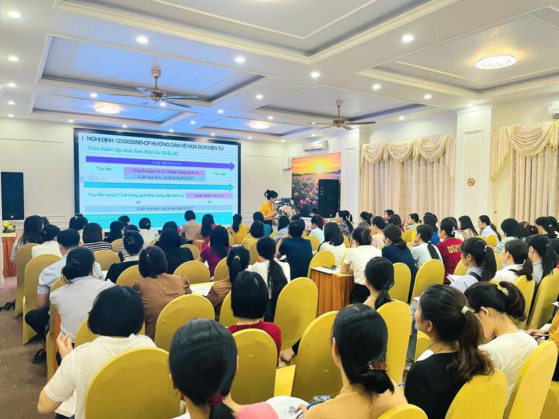 Khóa đào tạo “Quản trị rủi ro hóa đơn điện tử và thuế giá trị gia tăng” tại thành phố Vinh, Nghệ An do VCCI tổ chức