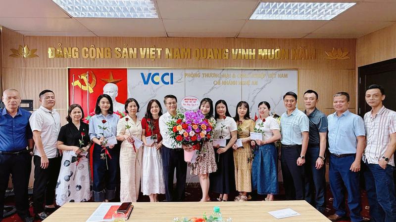 Chi nhánh VCCI Nghệ An – Hà Tĩnh – Quảng Bình  kỷ niệm Ngày 20/10