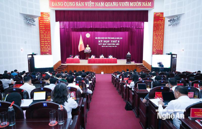 HĐND tỉnh tổ chức kỳ họp chuyên đề thông qua 24 nghị quyết quan trọng về kinh tế - xã hội