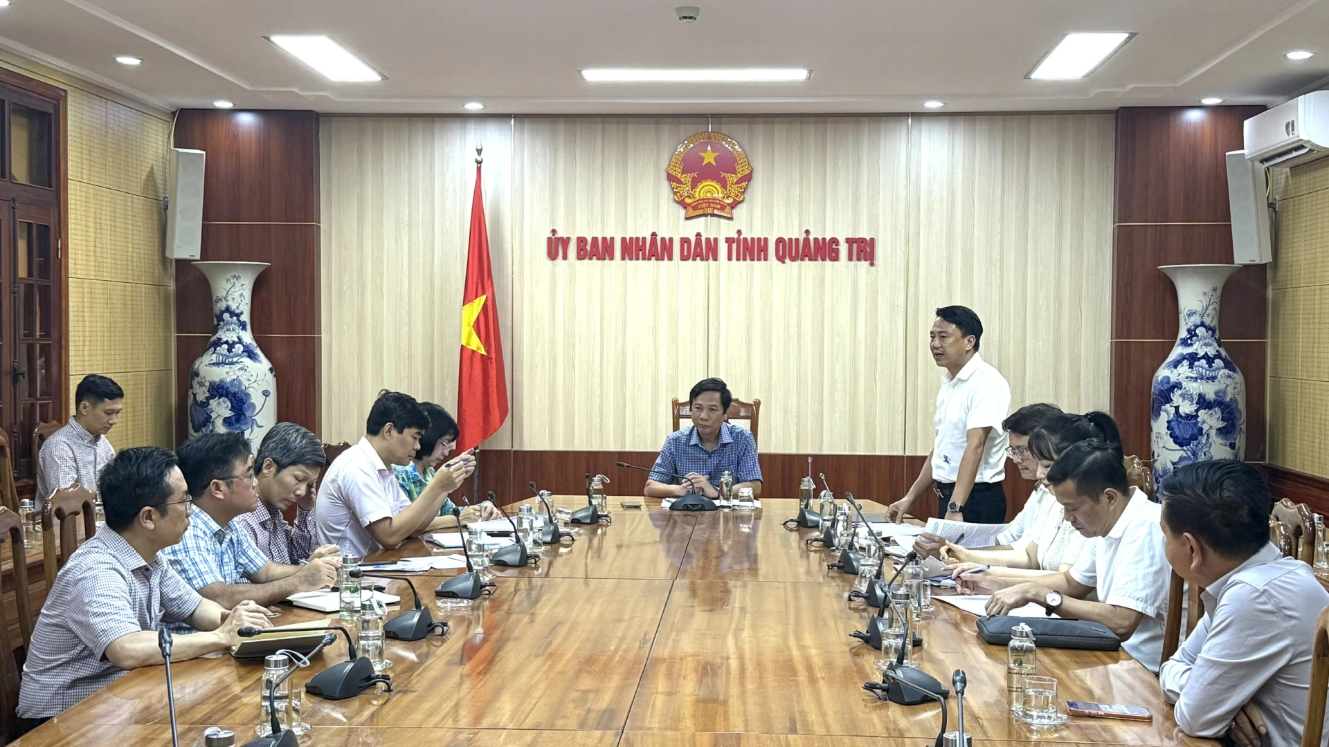 Quang cảnh buổi làm việc - Ảnh: NL