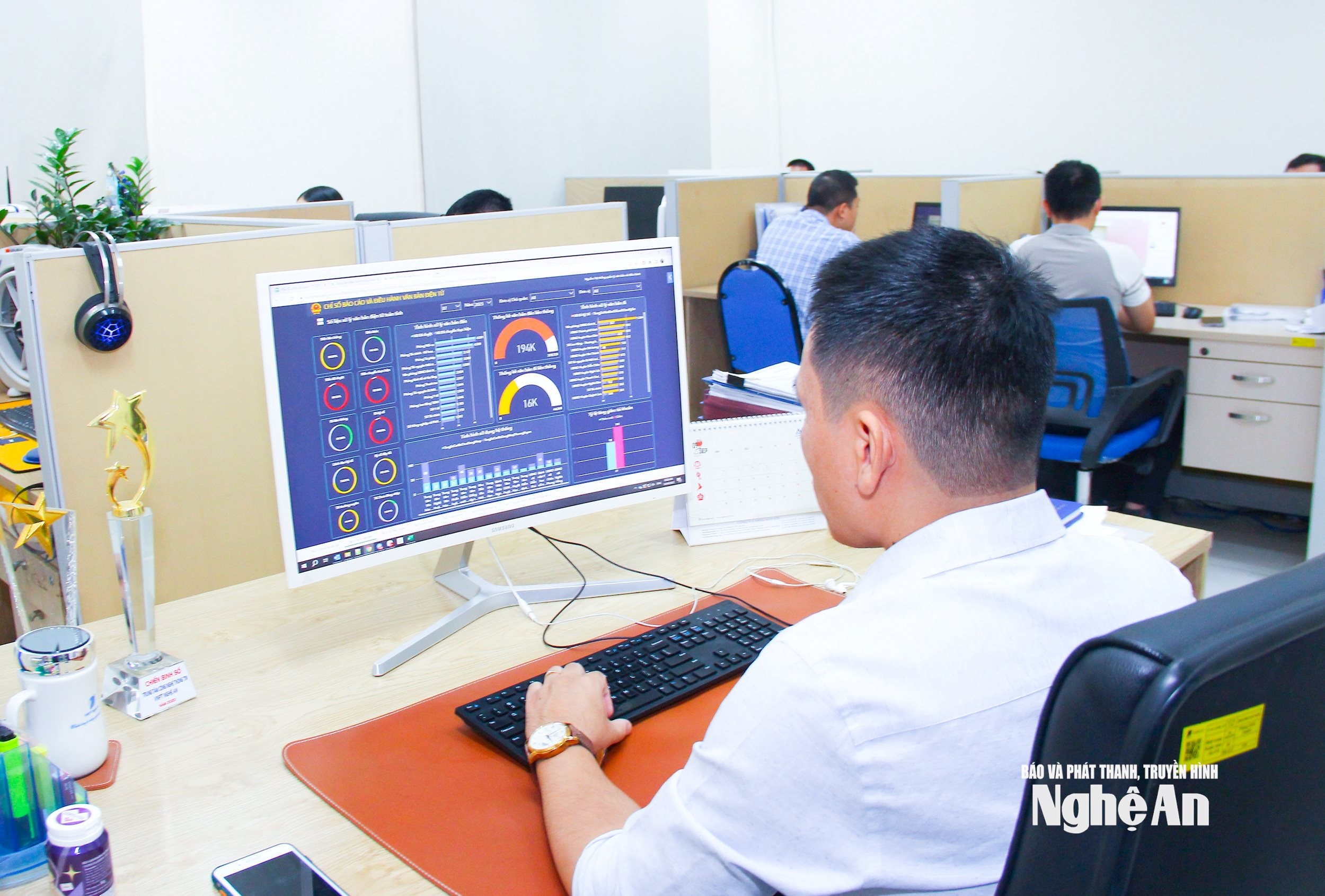 Đổi mới sáng tạo, chuyển đổi số đang được các cấp ủy Đảng ở Nghệ An xác định là một trong các khâu đột phá quan trọng trong nhiệm kỳ 2025 - 2030. Ảnh: Mai Hoa