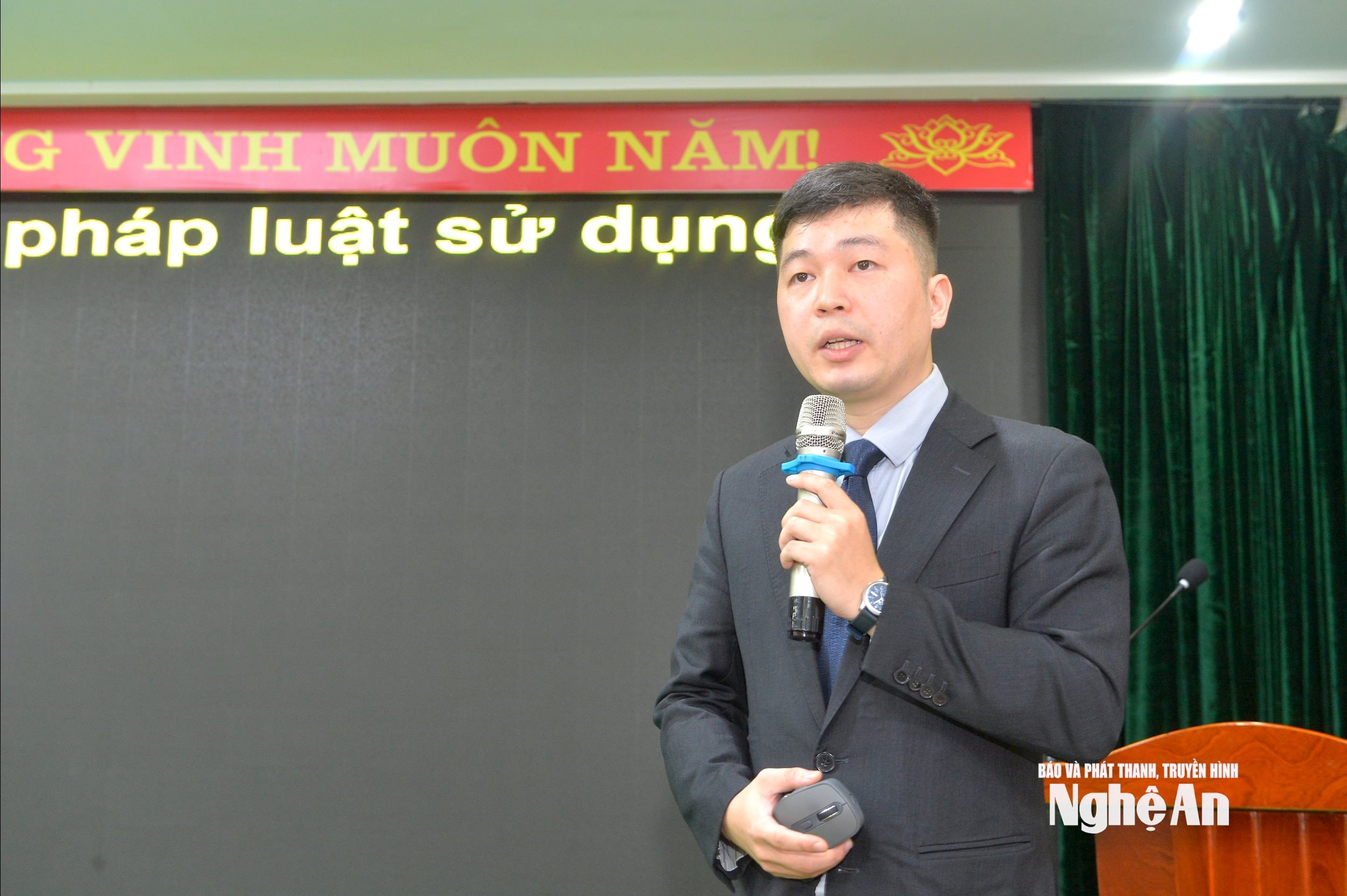 van truong m5788