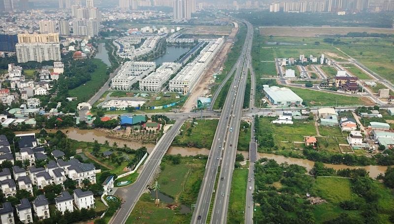Các nội dung quy định mới được kỳ vọng sẽ giúp doanh nghiệp bất động sản chủ động tài chính và kéo giá nhà đất về gần giá trị thực - Ảnh: ITN