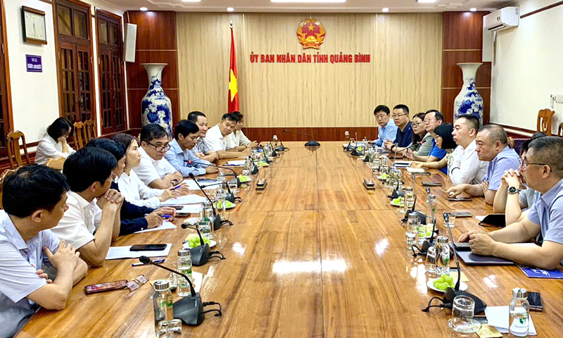 Quang cảnh buổi làm việc.